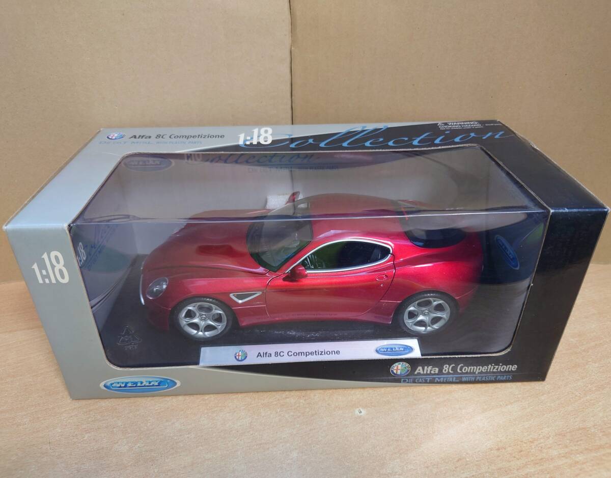 1/18 アルファロメオ8C Alfa 8C Conpetizione レッド WELLY製ダイキャスト製ミニカー中古_画像9