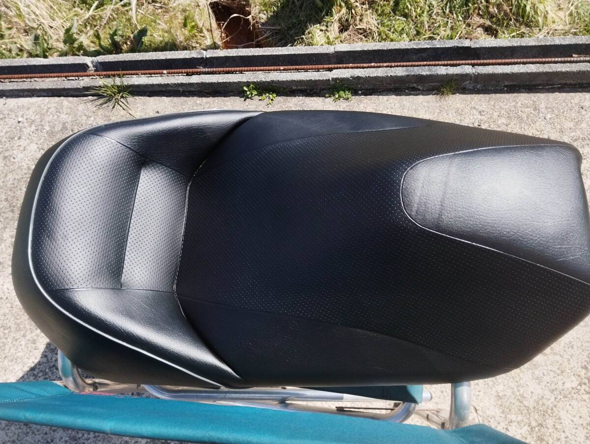  Yamaha original seat :5GM-24712-00/ Majesty 250 (SG03J)/ front seat 