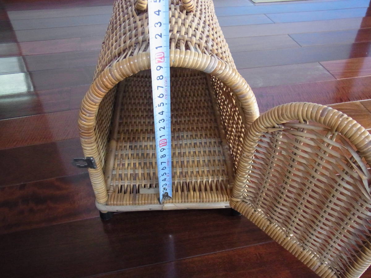  unused Showa Retro * wistaria ..* rattan basket pet Carry small size dog / cat for storage goods beautiful goods 
