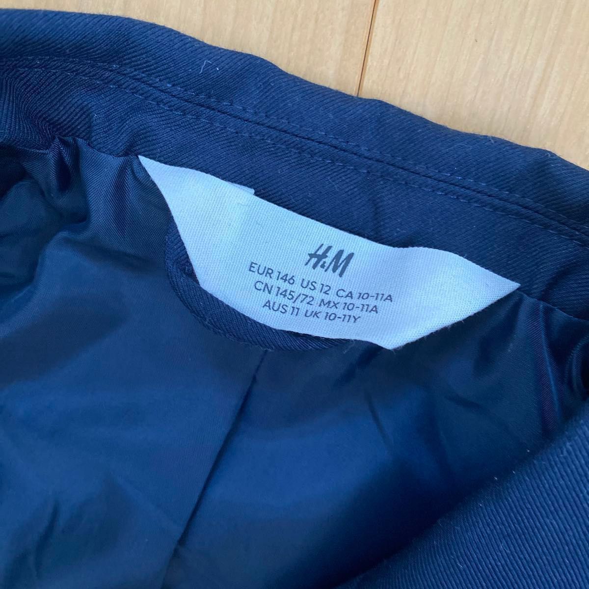 H&M スーツセット　男の子　サイズ146