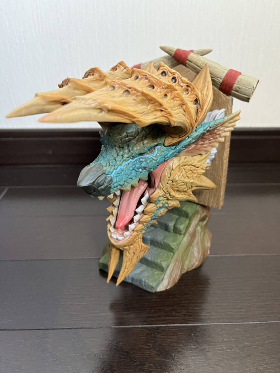 一番くじ モンスターハンター ポータブル 3rd A賞 ハンティングトロフィー ジンオウガ フィギュアの画像2