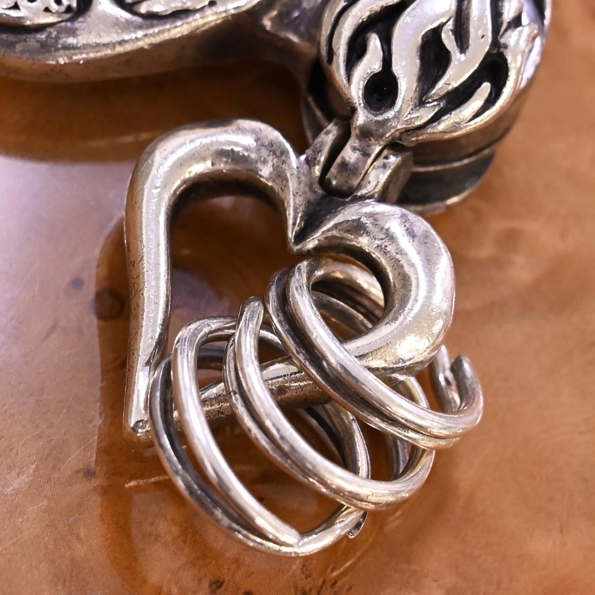  подлинный товар кожа z and to отдых z высшее редкий очень толстый seik Lead Heart links зажим кольцо для ключей брелок для ключа Leathers & Treasures