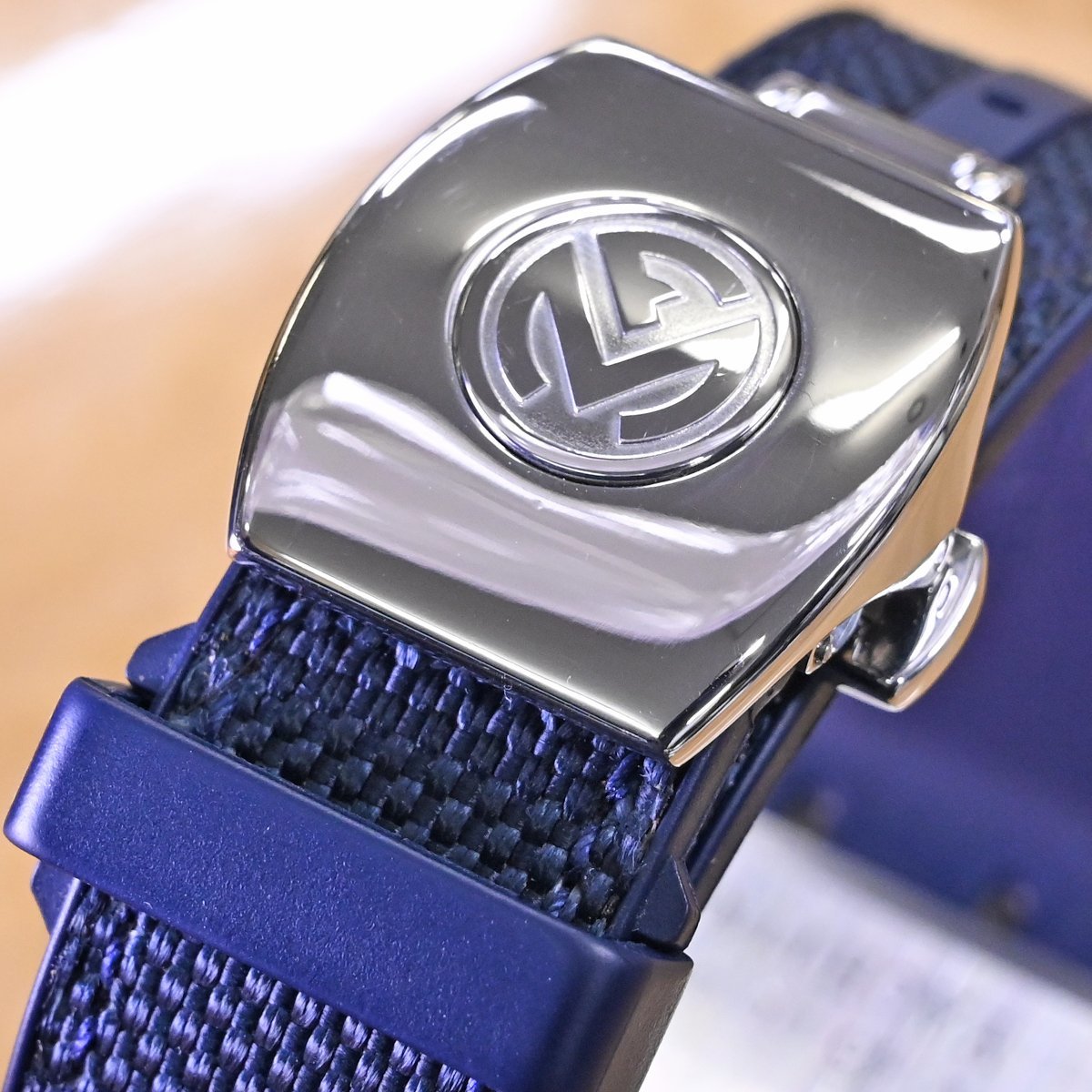 本物 超美品 フランクミュラー 定価264万円 ヨッティング クロノグラフ ヴァンガード メンズウォッチ 男性用自動巻腕時計 FRANCK MULLERの画像8