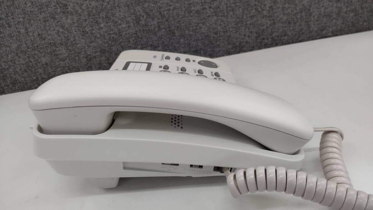 k0602k1412 Panasonic VE-F04-W デザインテレホン ホワイト 電話機の画像3