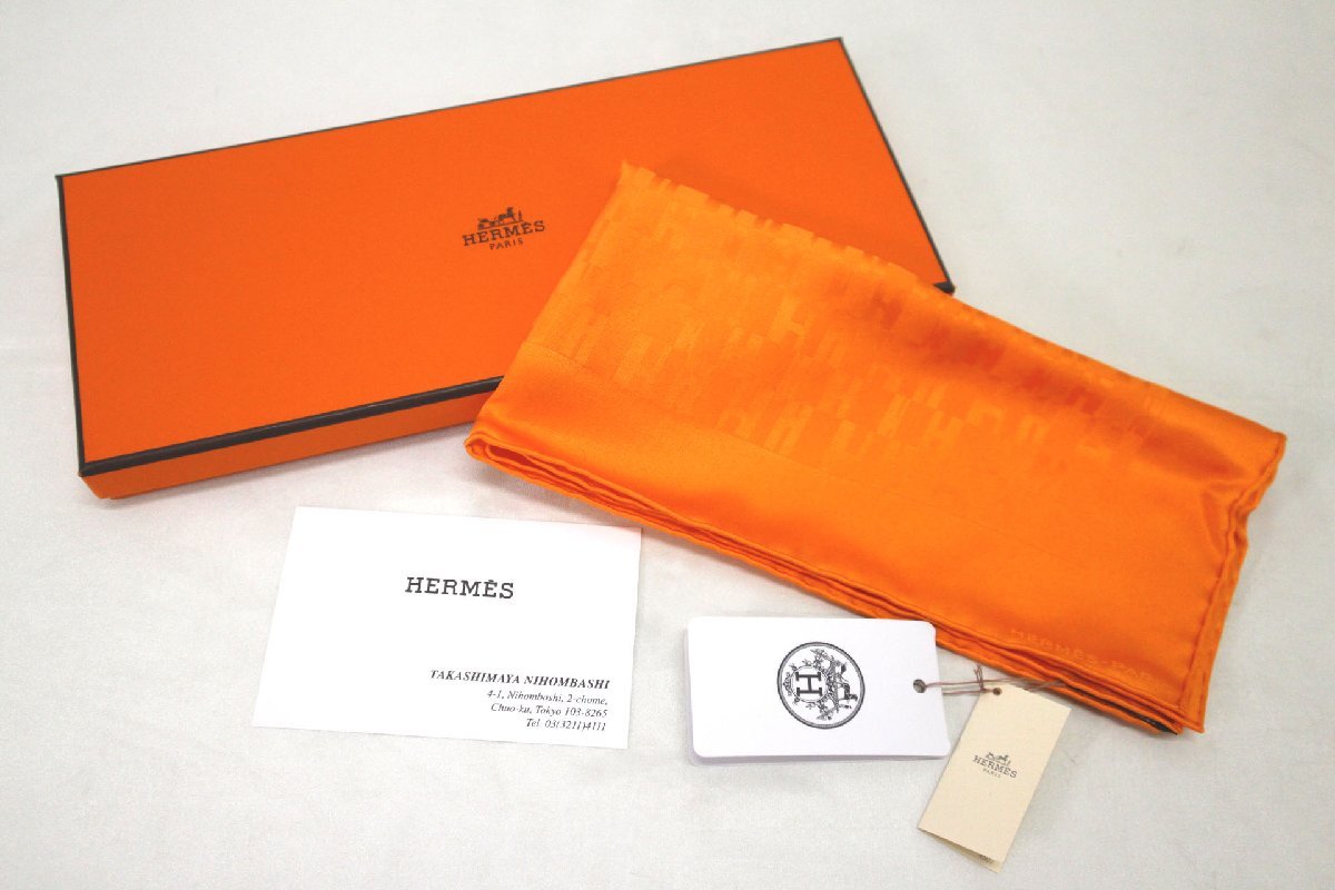 ＜未使用品＞HERMES エルメス ポケットチーフ シルク100％ オレンジ系（31923110817968DJ）_画像1