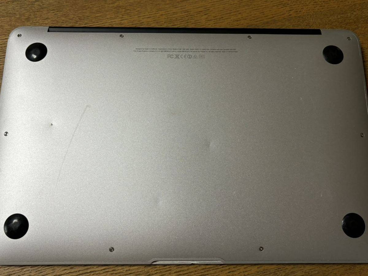 2013 Apple Macbook Air A1465 ジャンク _画像8