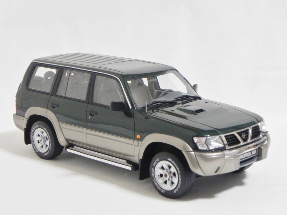 OttO 1/18 日産 パトロール GR Y61 サファリ 1988 グリーン NISSAN Safari PATROL_画像3