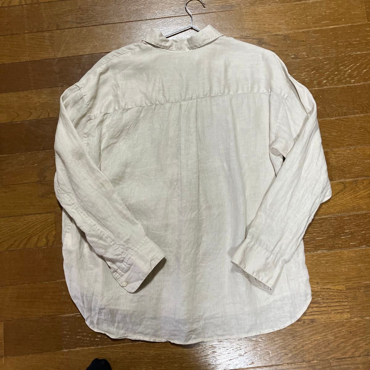 ユニクロ　麻100 長袖シャツ