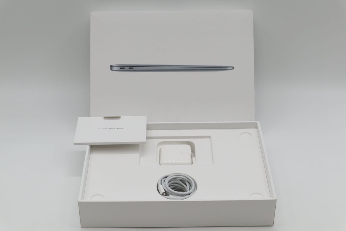 MacBook Air 13-inch SPG M1 8C CPU 16GBユニファイドメモリ MacBook Air 13-inch SPG M1 8C CPU 16GBユニファイドメモリ