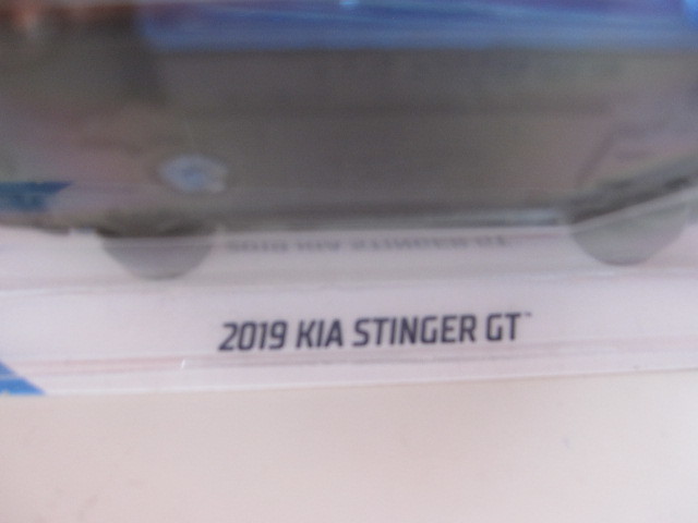 ★特売　HW KIA STINGER GT　1/64　新品未開封 【同封可】_画像3