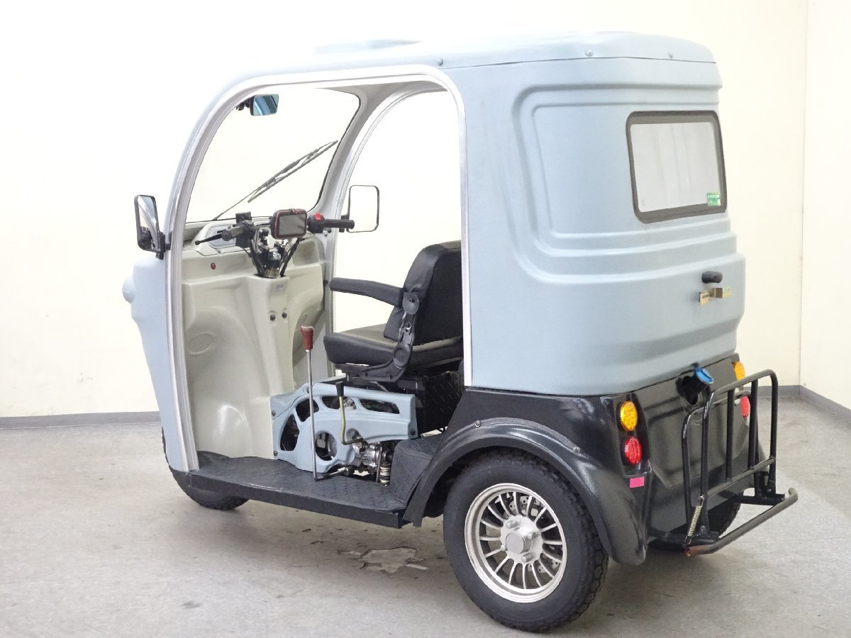 alive-plus APtrikes125【動画有】ローン可 土曜日現車確認可 要予約 バックギア付 トライク 屋根付 125cc 売り切り_画像6