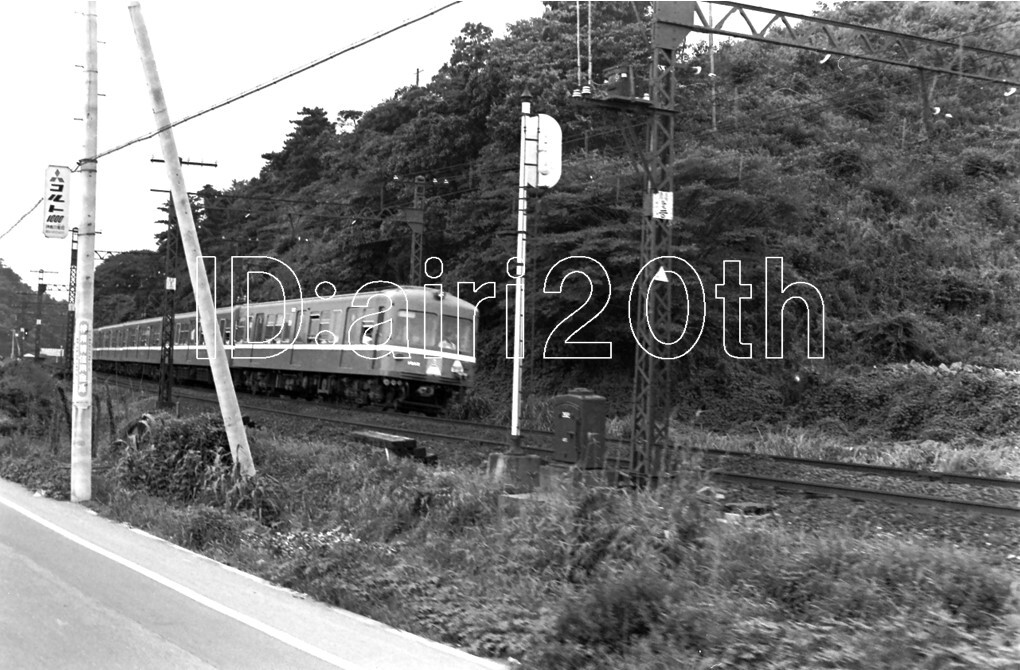 R0023-4【古い 鉄道 白黒 モノクロネガ】35mm 5コマ◇昭和40年 路面電車 京急電鉄 旧600形 ※鉄道 駅 電車 汽車 蒸気機関車_画像4