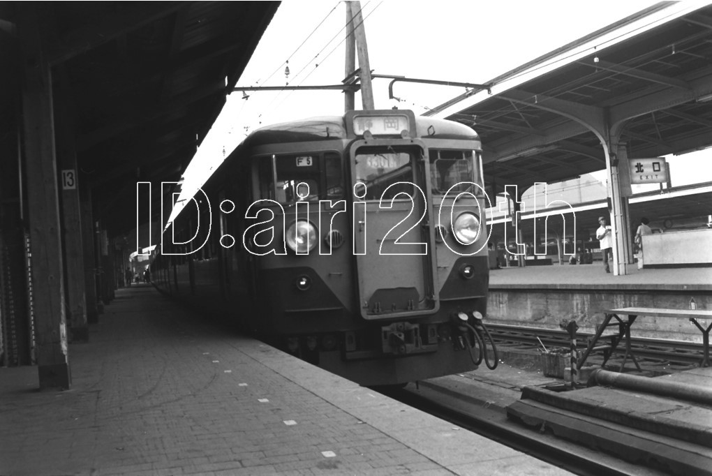 R0020-7【古い 鉄道 白黒 モノクロネガ】35mm 6コマ◇昭和39年 準急中善寺 ※写真 ネガ フィルム 電車 駅_画像4