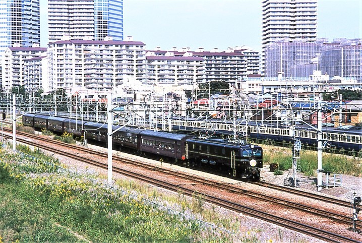 P0013-6【古い 鉄道 ポジフィルム】35mm 6コマ◇EF58 ※JR 電車 汽車 蒸気機関車_画像2