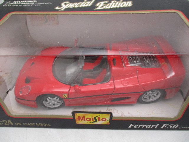 ★☆マイスト　Maisto　ダイキャスト　ミニカー　1/24　’94　マスタング　GT　フェラーリ　F50　2個セット　新品未開封☆★_画像2