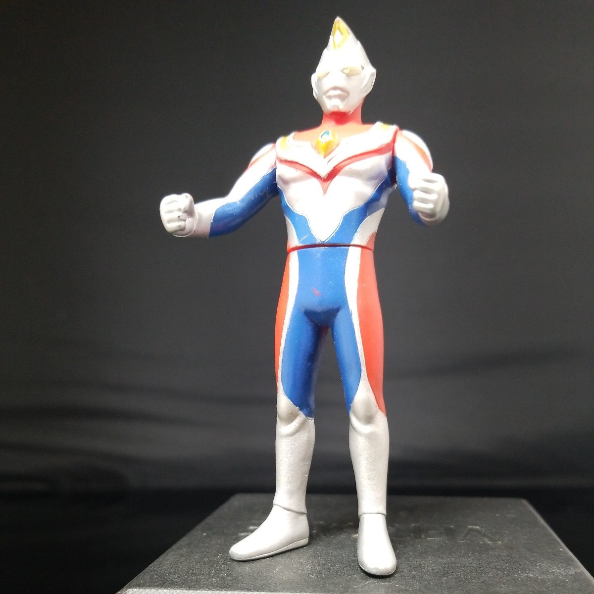  Bandai иен . Pro подлинная вещь Ultraman Tiga Mebius Dyna Gaya 4 вида комплект изображение . полностью перед ставкой. обязательно описание товара . прочитайте пожалуйста 