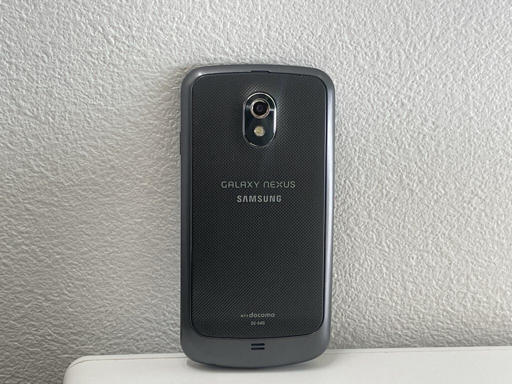 5974★キャリア docomo ドコモ Galaxy ギャラクシー Nexus SC-04D 判定○ ジャンク IMEI358938042267657 SAMSONG Ver4.2.2 黒 グレー_画像2