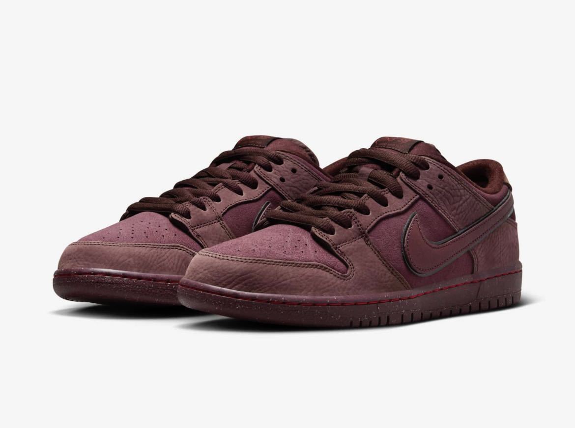 送料無料 NIKE SB DUNK LOW Burgundy Crush 28.5cm FN0619-600 ナイキ エスビー ダンク ロー バーガンディ US10.5 新品 arktz当選 黒タグ_画像1