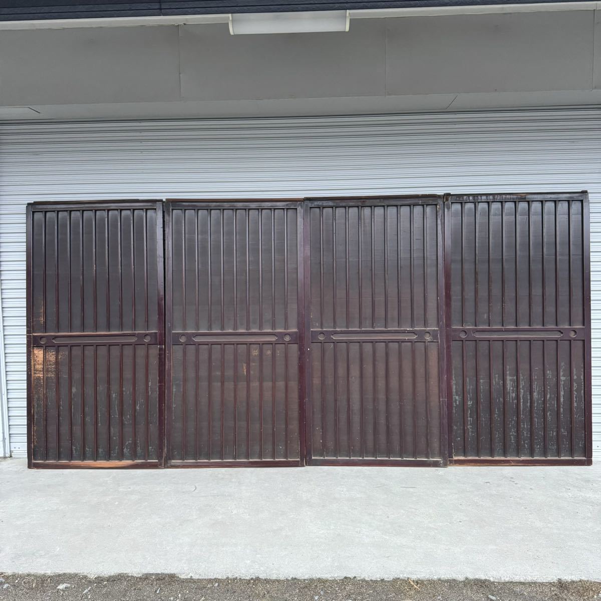 GM2KD21 2 interval 4 sheets . close . Ben gala coating. wooden door old Japanese-style house ... door era fittings entranceway door warehouse door 