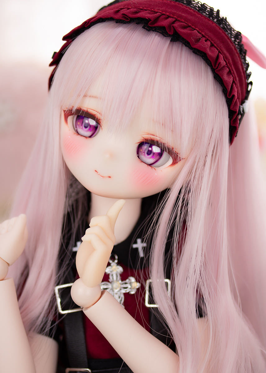 Guppe DDH-01 セミホワイト肌　カスタムヘッド＋アイ2種＋おまけウィッグ　※ソフビ盛り難あり_画像3