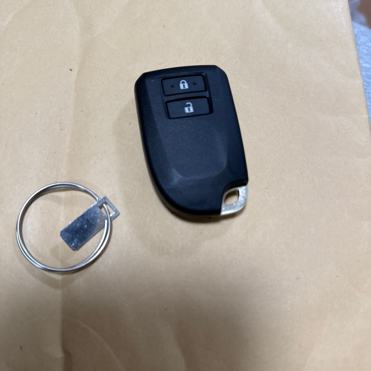 未使用保管品☆送料無料☆☆ トヨタ ハイエース レジアスエース 2ボタン スマートキー キーレス基盤番号007-AF0105 55 未使用保管品☆送料無料☆☆ トヨタ ハイエース レジアスエース 2ボタン スマートキー キーレス基盤番号007-AF0105 55