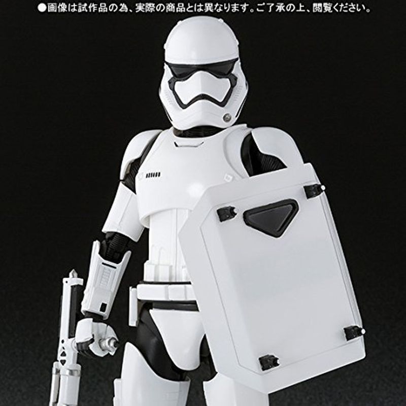 S.H.フィギュアーツ ファースト・オーダー ストームトルーパー(シールド＆バトンセット) 『スター・ウォーズ』(魂ウェブ商店限定)_画像1