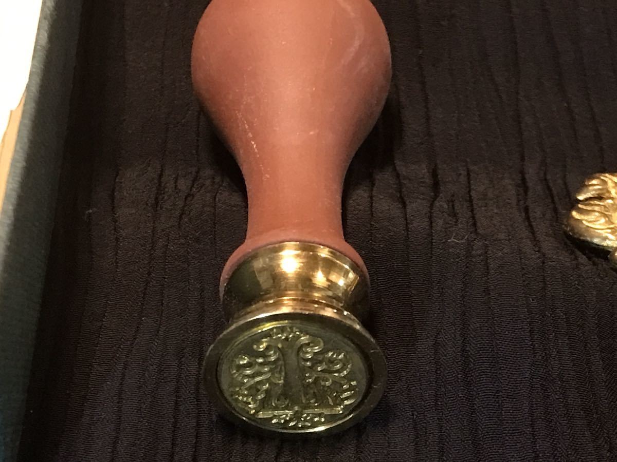 ハッロッズの蝋シール　Harrods Gold Wax Seal_画像4