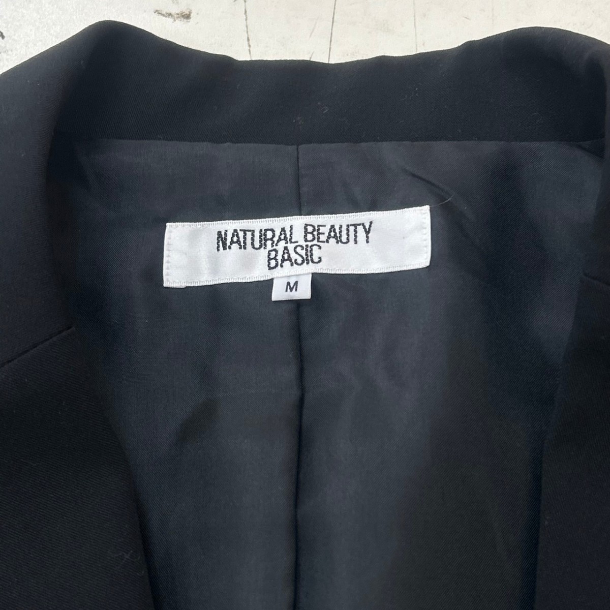 NATURAL BEAUTY BASIC ナチュラルビューティーベーシック スーツ ジャケット スカート セットアップ ブラック フォーマル Mサイズ！_画像2