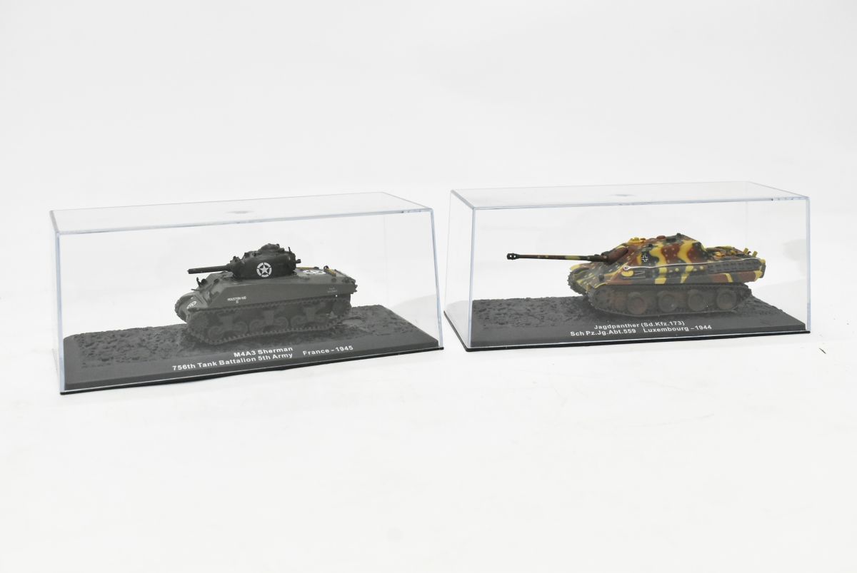 (715S 0206S11) １円～ 戦車フィギュア ２個セット M4A3 Sherman Jagdpanther 置物 インテリア小物 コレクション_画像1