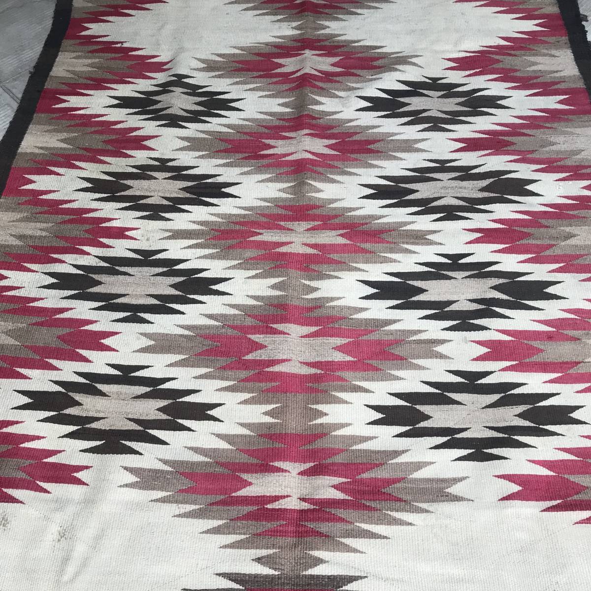 超貴重!特大サイズ 30's Navajoナバホラグ200cm~本物 超貴重!特大サイズ 30's Navajoナバホラグ200cm~本物