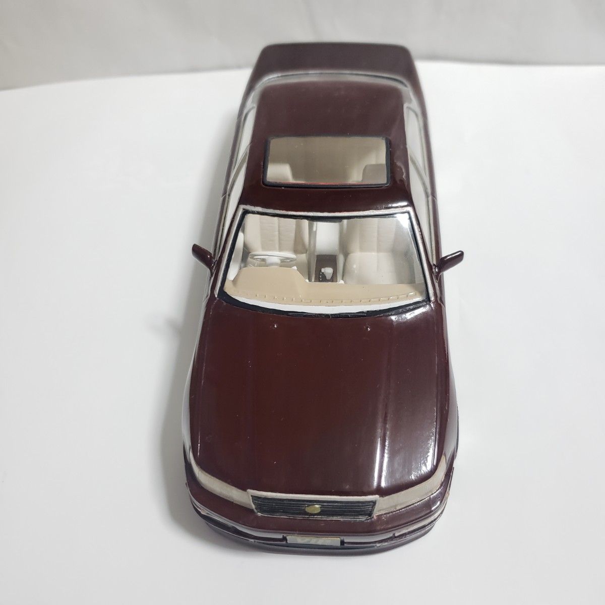 プラモデル 1/24スケール アオシマ VIPカー 10系セルシオ 完成品 プラモデル 1/24スケール アオシマ VIPカー 10系セルシオ 完成品