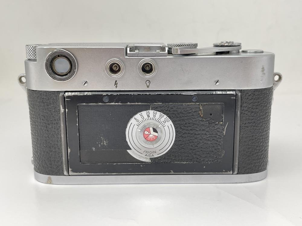 U212【ジャンク品】 Leica (ライカ) M3 70万台　本体 ボディ ブラック シルバー_画像2