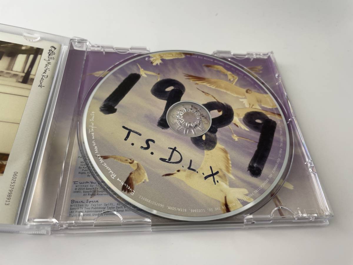 1989 デラックス・エディション　スリーブケース仕様　写真13枚付き　CD テイラー・スウィフト　H97-02：　中古_画像4