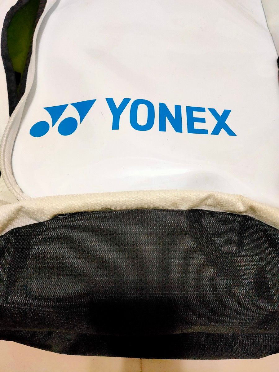 ヨネックス(YONEX)縦型ラケットバッグ(ホワイト)  リュック