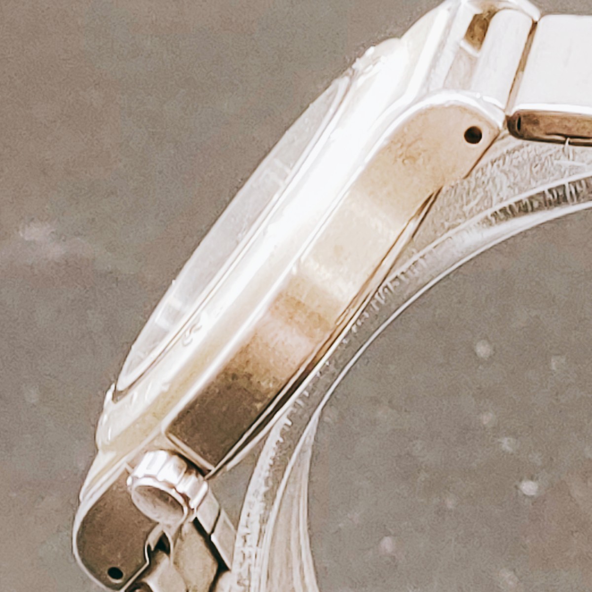 agnes b. アニエスベー 腕時計 V701-1950 SPORT 時計 ヴィンテージ 3針 白文字盤 アクセ アクセサリー アンティーク レトロ_画像6