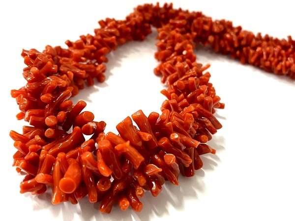【即決】 枝珊瑚 3連ネックレス サンゴ コーラル 赤 レッド ネックレス セミロングネックレス 3.5×4.5~3.5×13㎜ 60㎝ _画像9