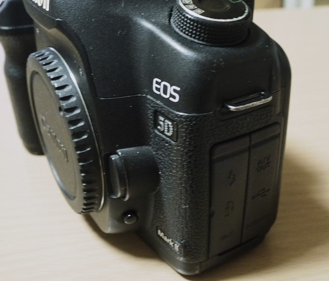 ★美品です★キャノン Canon EOS5D Mark Ⅱ(フルサイズデジタル一眼レフカメラ)