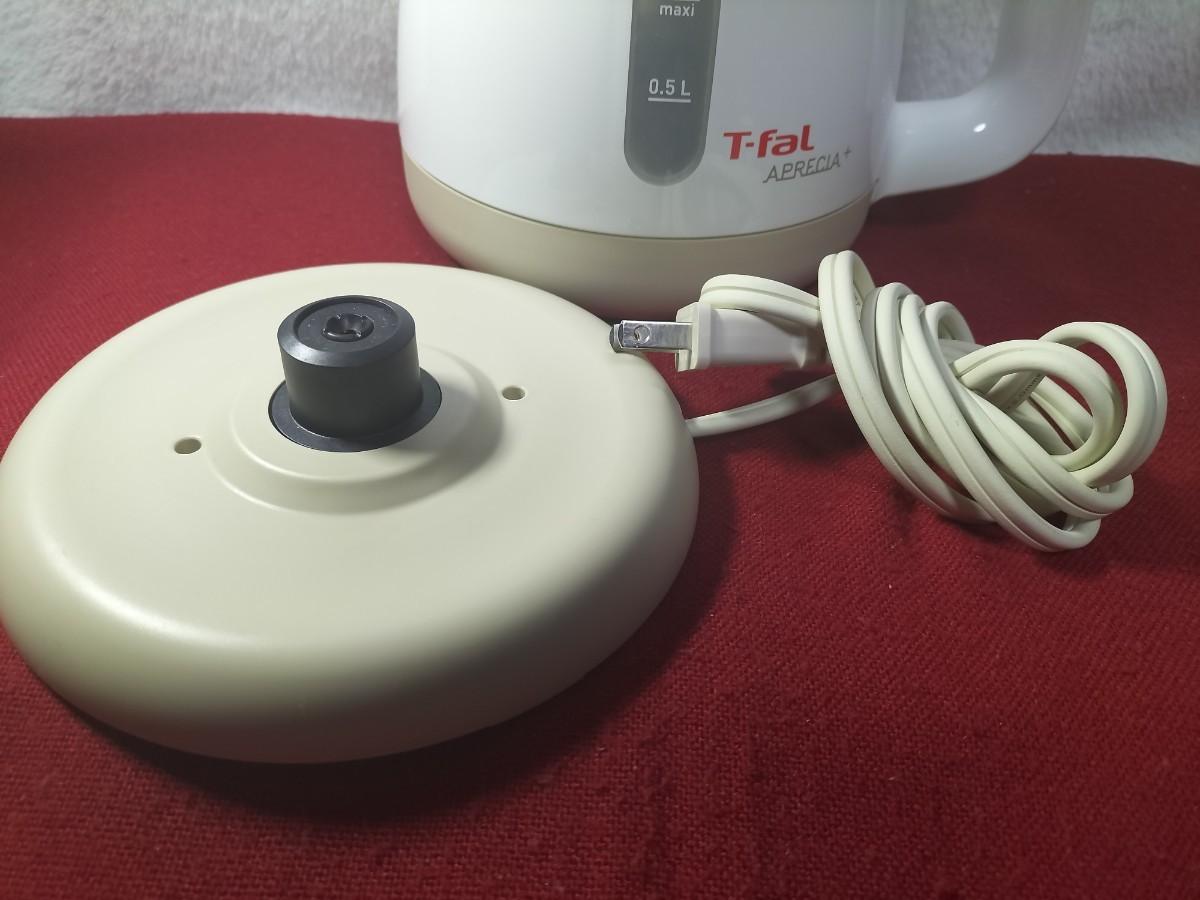 [ kettle ][T-fal]ti fur ru* white & beige *0.8 liter * beautiful goods. cheap exhibition let me do.