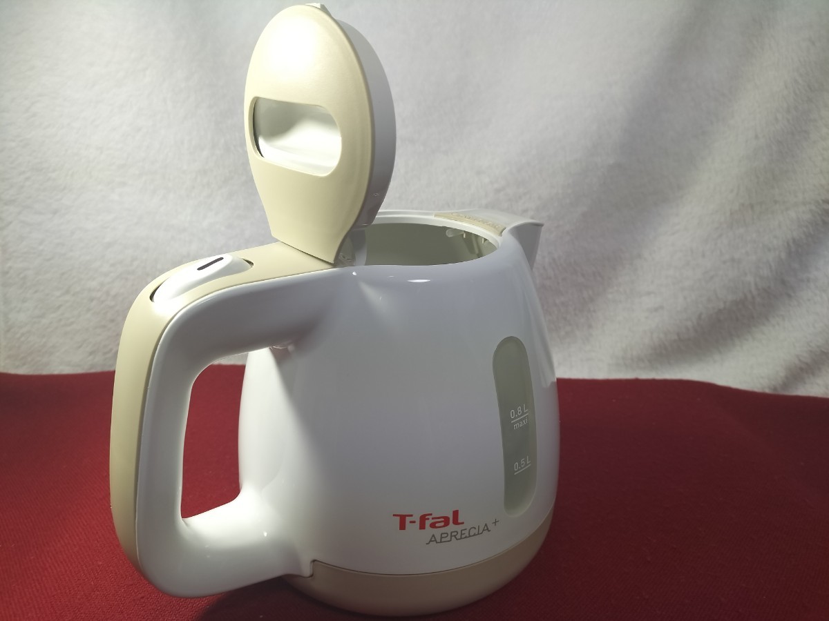 [ kettle ][T-fal]ti fur ru* white & beige *0.8 liter * beautiful goods. cheap exhibition let me do.