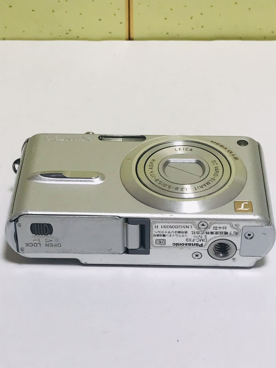 Panasonic パナソニック LUMIX DMC-FX9 コンパクト デジタル カメラ MEGA O.I.S 1:2.8-5.0/5.8-17.4 ASPH 動作確認済み 固定送料価格 2000_画像2