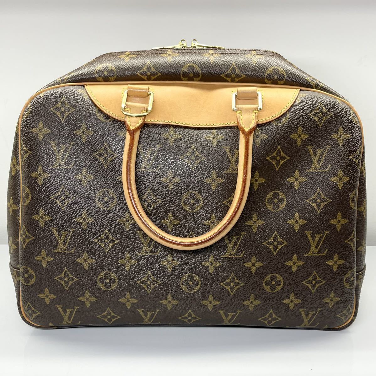 LOUIS VUITTON ルイヴィトン ドーヴィル モノグラム LOUIS VUITTON ルイヴィトン ドーヴィル モノグラム