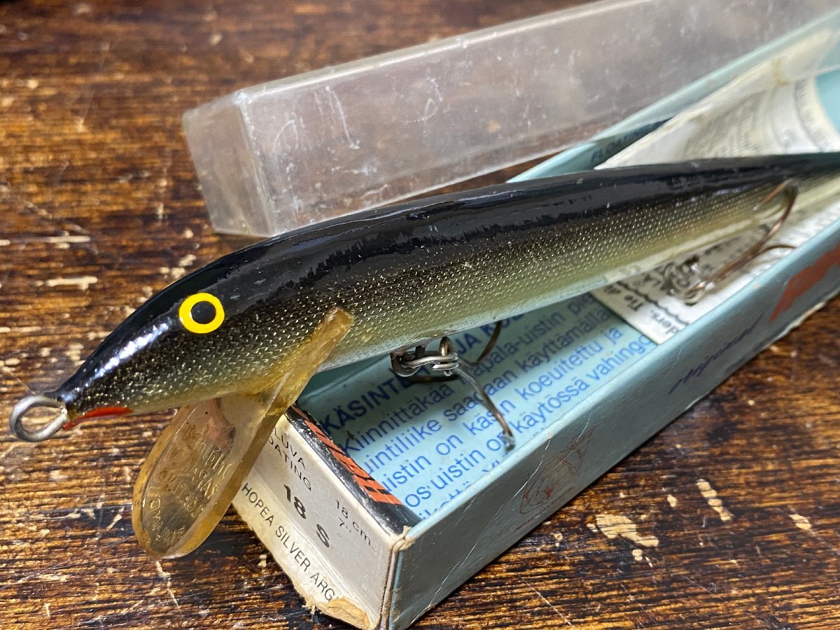 1970-80s RAPALA F18 オールド!! 口紅!! BOX付き!! 美品!!/ラパラ フローティング オールドルアーオールドタックル 渓流 フィネス トラウト_画像1