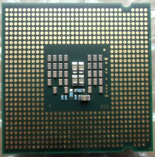 Win10確認済 Intel Core2Quad Q8300(SLB5W)(LGA775/4コア/4MB L2 Cache/2.5GHz)(送料230円～)_画像2