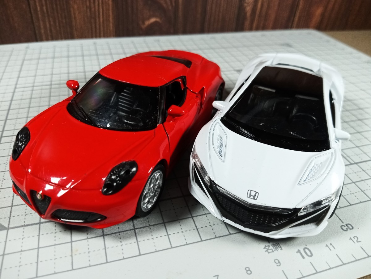 WELLY プルバックカー2台セット Alfa Romeo4C/HONDA NSX ルースの画像1