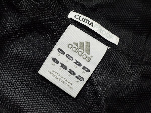 adidas　アディダス　フーデット　ナイロンジャケット　正規品　X48710　ドット柄　水玉　ウインドブレーカー　ナイロンパーカー_画像2