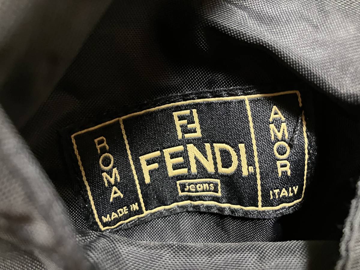 FENDI フェンディ ズッカ柄/黒 リバーシブルスカート XL 中古品 イタリア製 クリーニング後に保管 保管臭あります_画像6