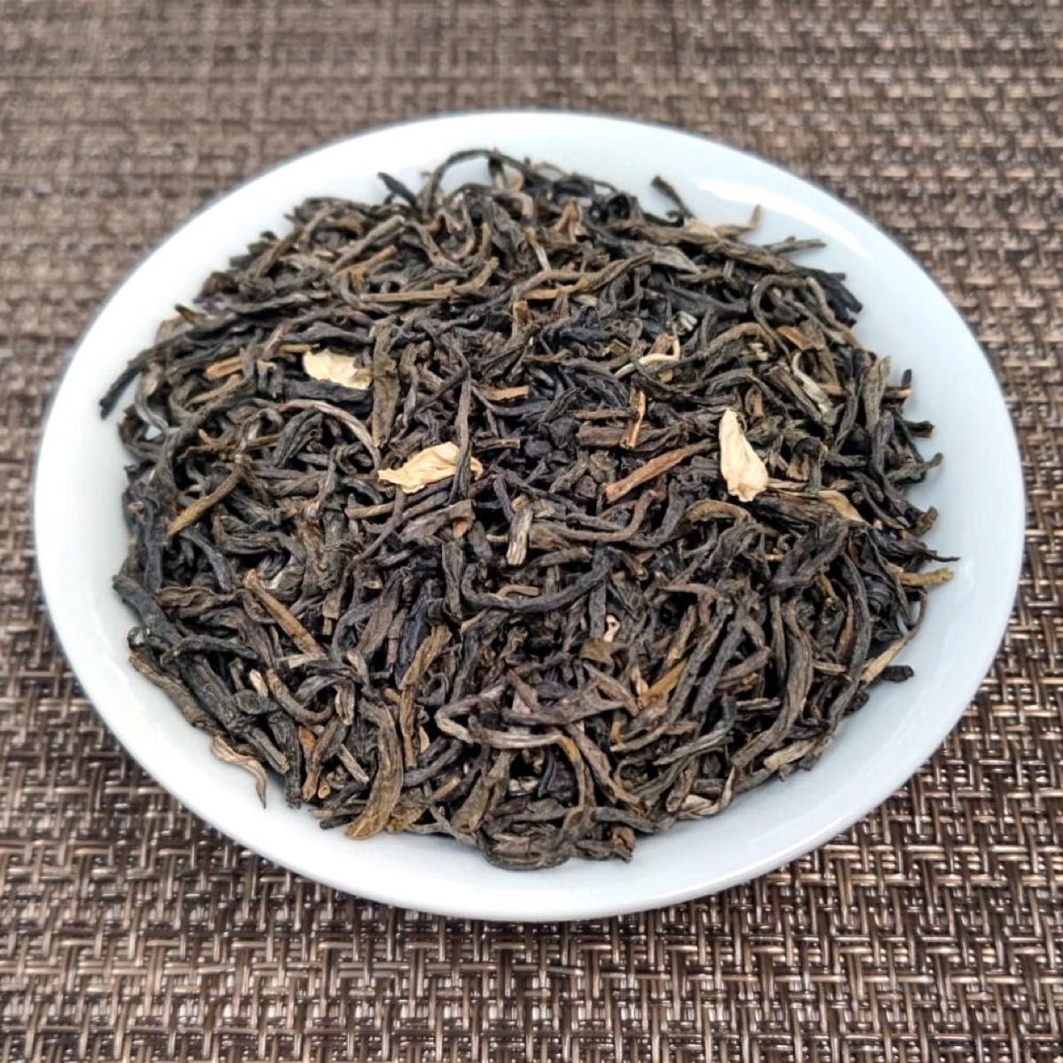 味多福 ジャスミン茶 二級茶葉  300g入り 広西省横県産 茶葉