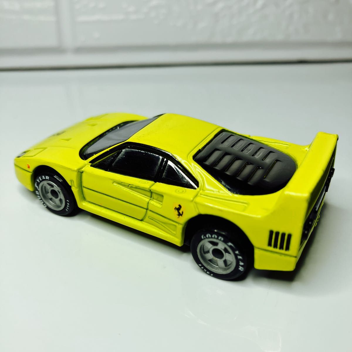 絶版マッチボックス  フェラーリF40 レアモデル美品★WORLD CLASSモデル