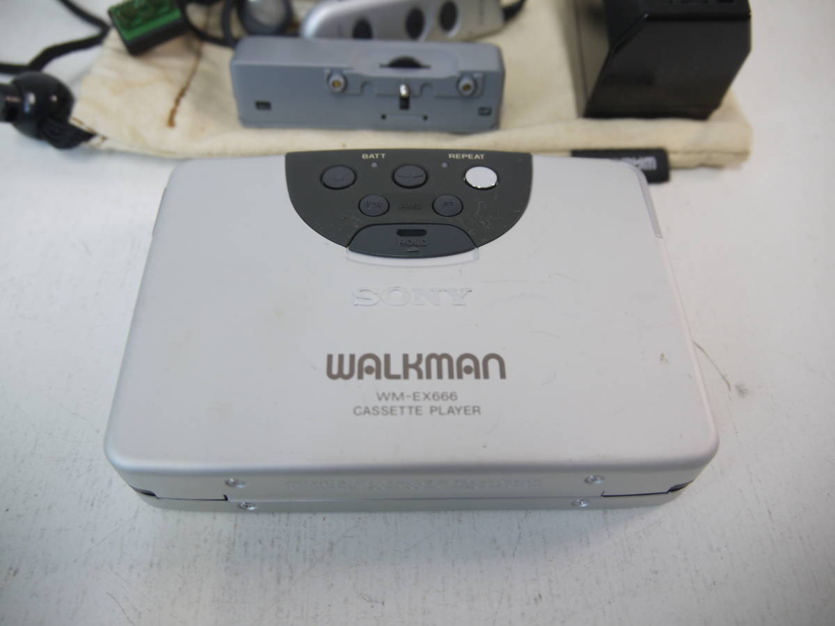 901 SONY WALKMAN WM-EX666 ソニー ウォークマン カセットプレーヤー リモコン付 _画像2