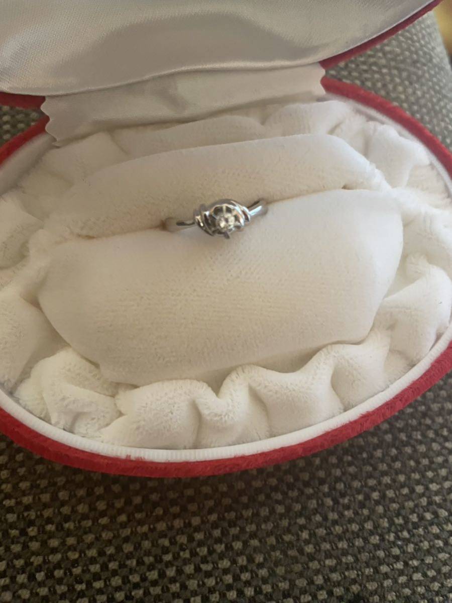 婚約指輪 天然ダイヤモンドプラチナリングの画像3